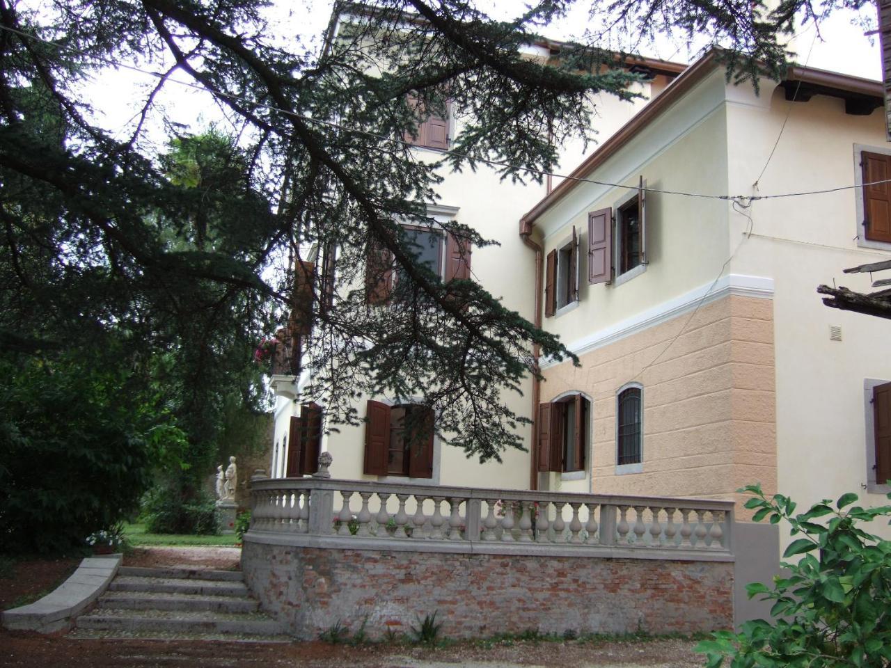Bed and Breakfast Antica Scuderia Buttrio Exterior foto